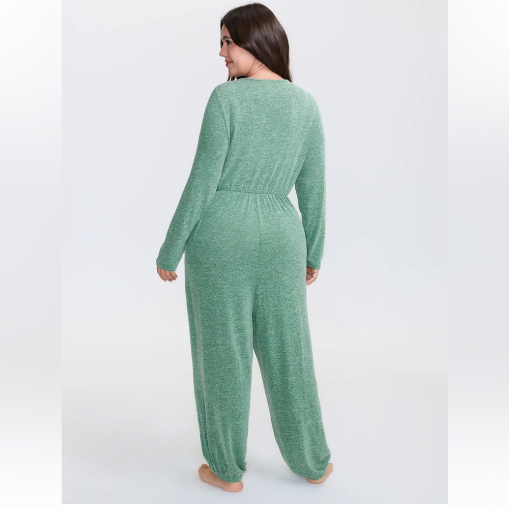 BloomChic Heathered Red Women's Jumpsuit - Picture 9 of 13